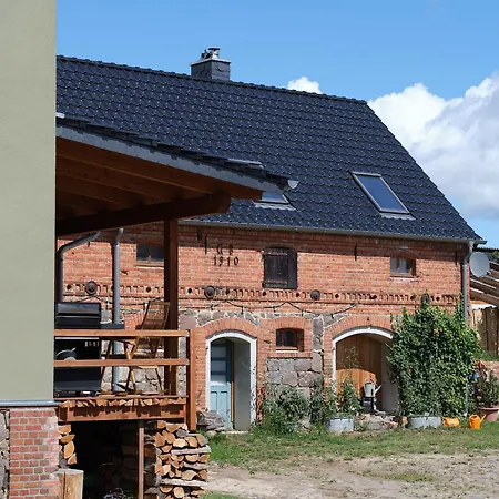 Grosszuegige Im Hause Des Jungbauern * Penkun