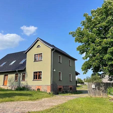Grosszuegige Im Hause Des Jungbauern Appartement